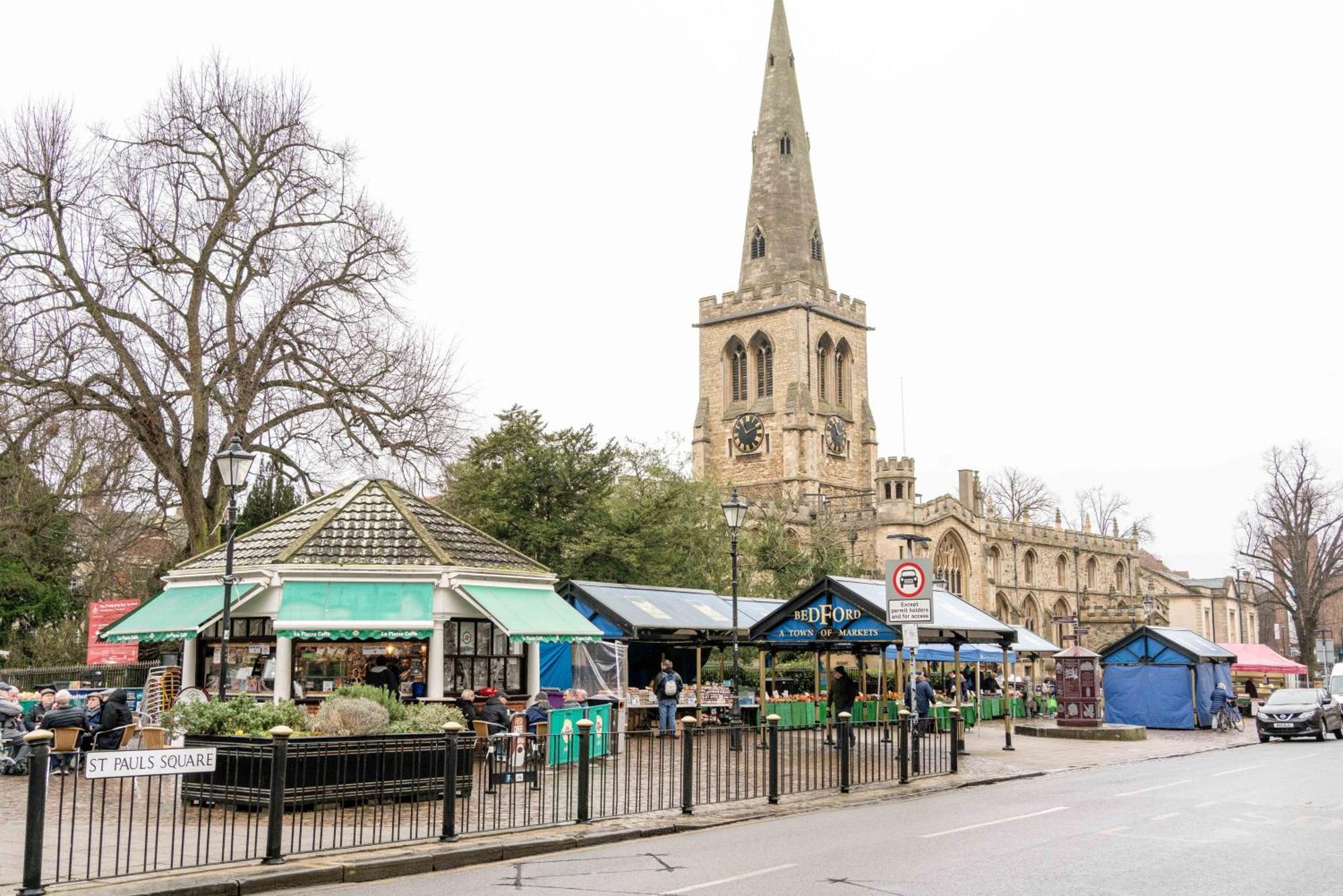 Free Parking, 2 Beds,Close To Train Station Bedford Luaran gambar
