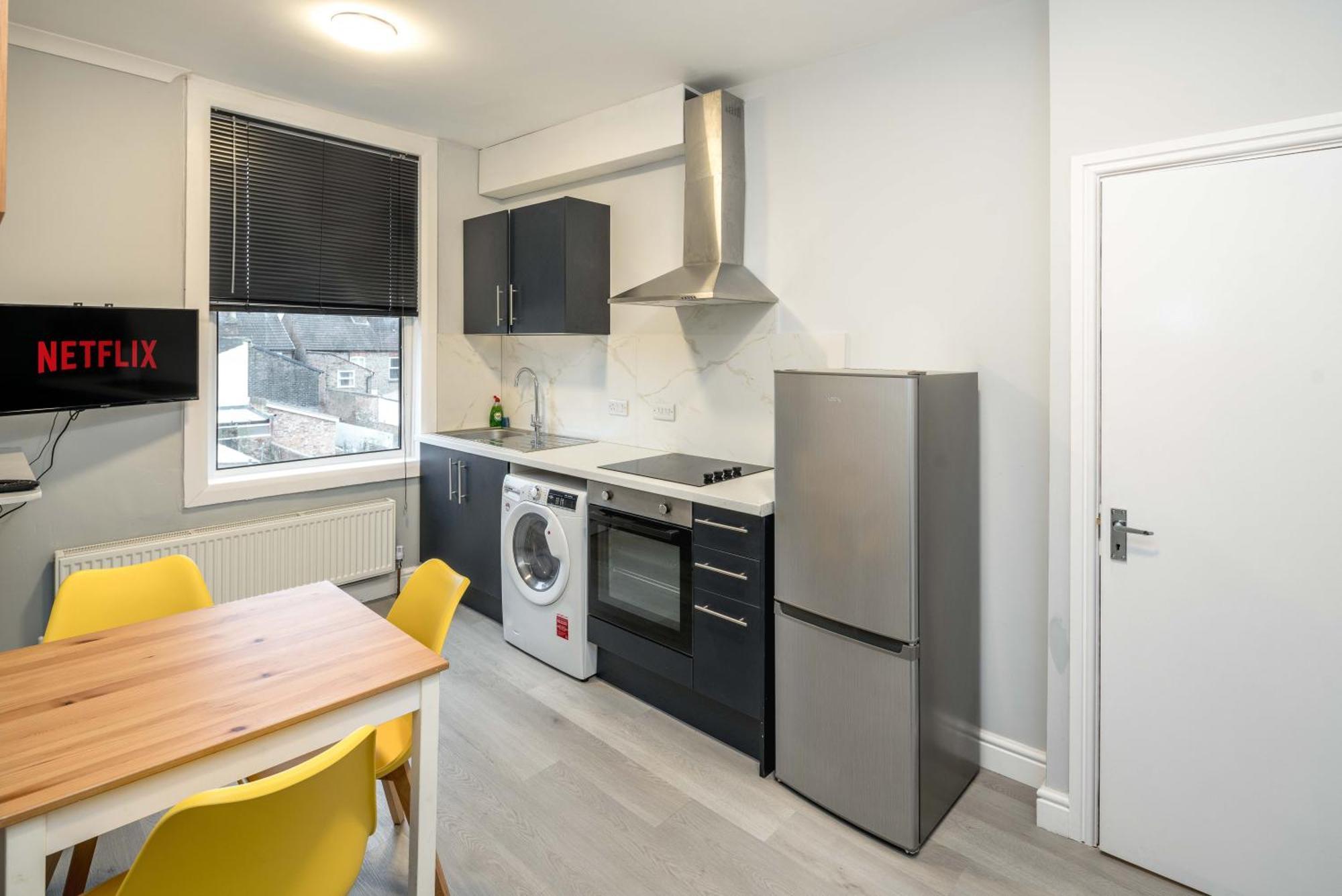Free Parking, 2 Beds,Close To Train Station Bedford Luaran gambar