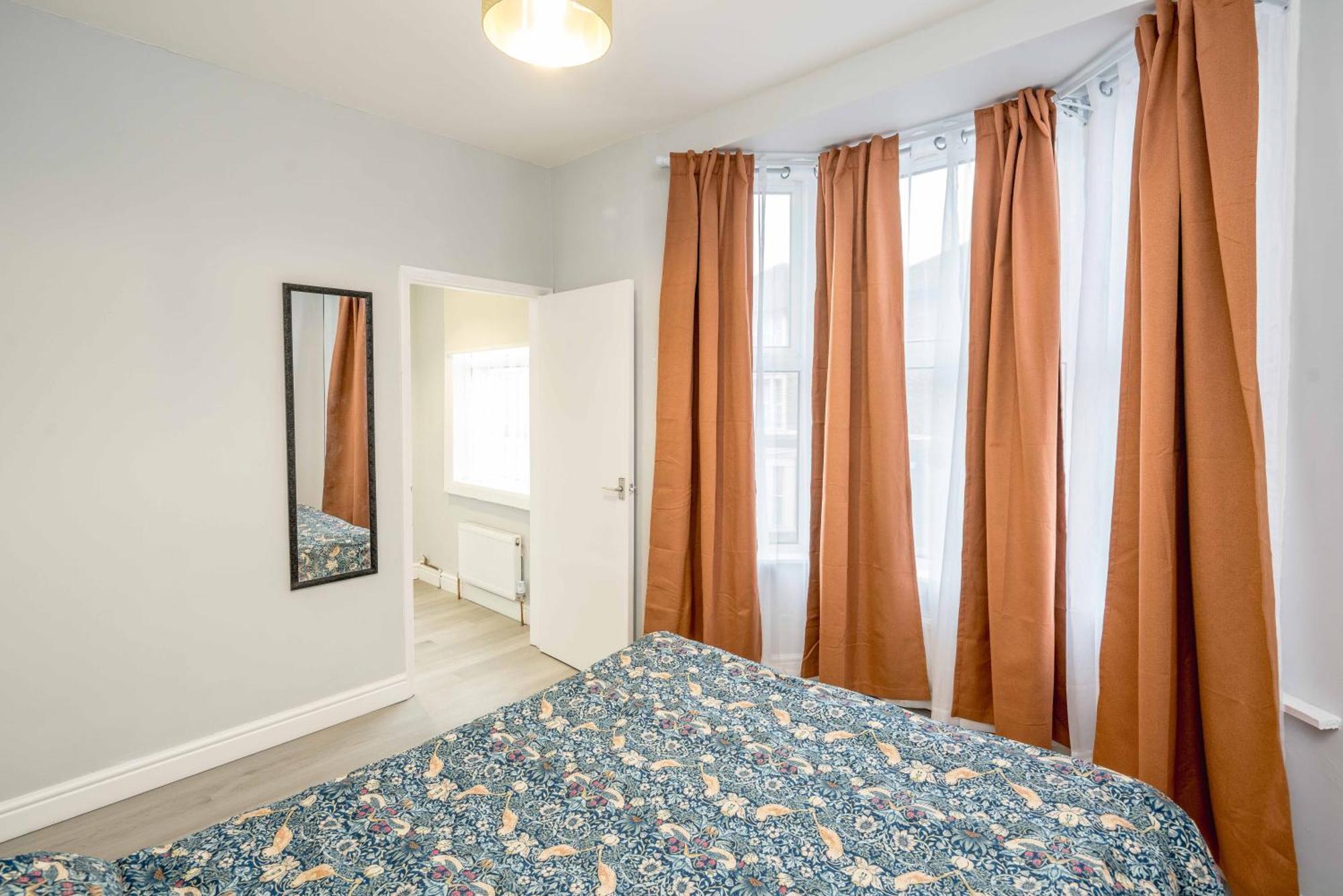 Free Parking, 2 Beds,Close To Train Station Bedford Luaran gambar